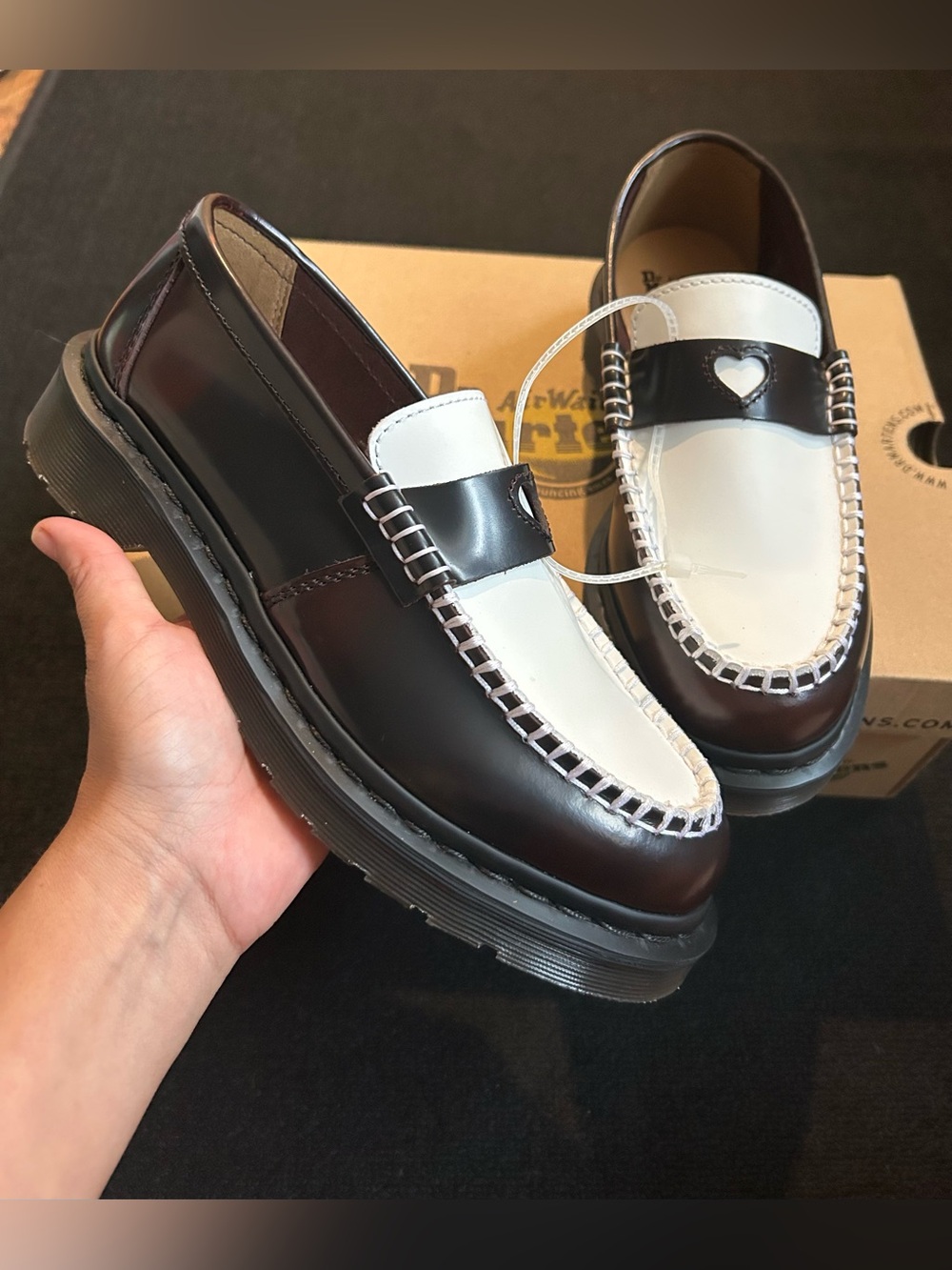 DR MARTENS Penton Heart leather loafers slip on shoes women’s 7 new